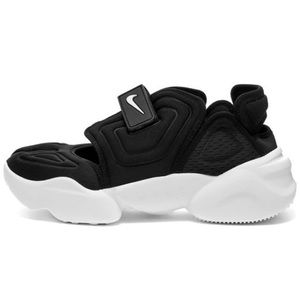 WMNS Nike Aqua Rift